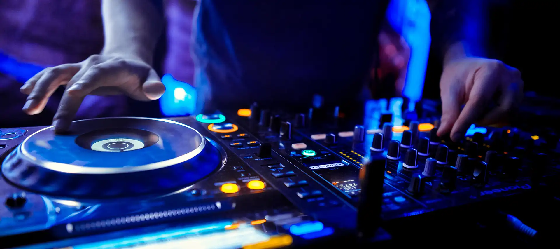 Beats Beyond Borders: Exploring the Unique Sounds of Miami DJs